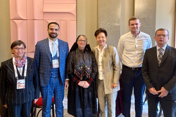 Das Team mit Finanzministerin Heike Taubert